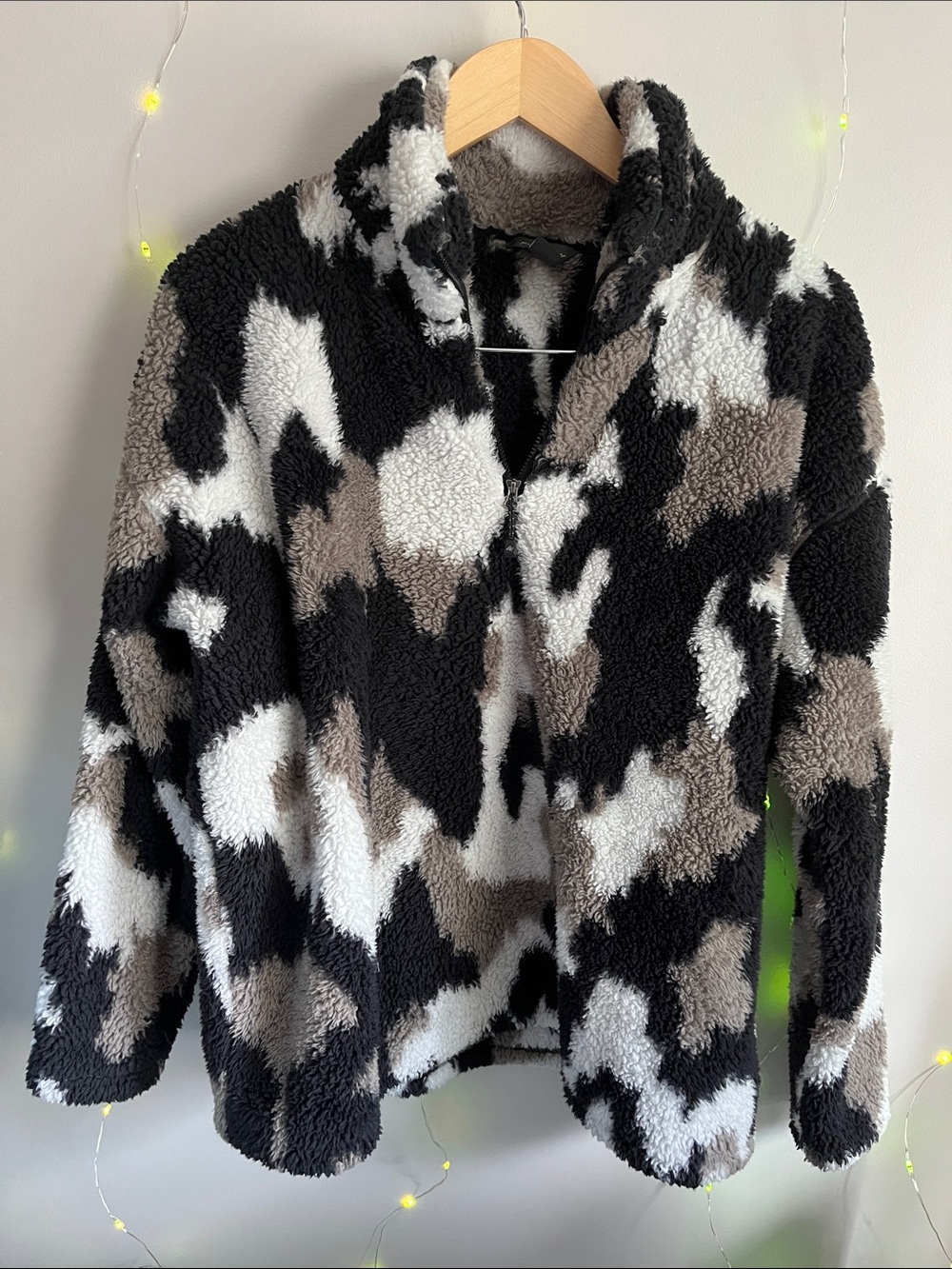 Cozy Sherpa Zip-Up Jacket in Black, White & Taupe